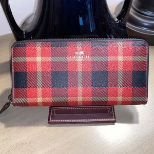 COACH Riley Plaid Slim Accordion Zip Wallet 55933